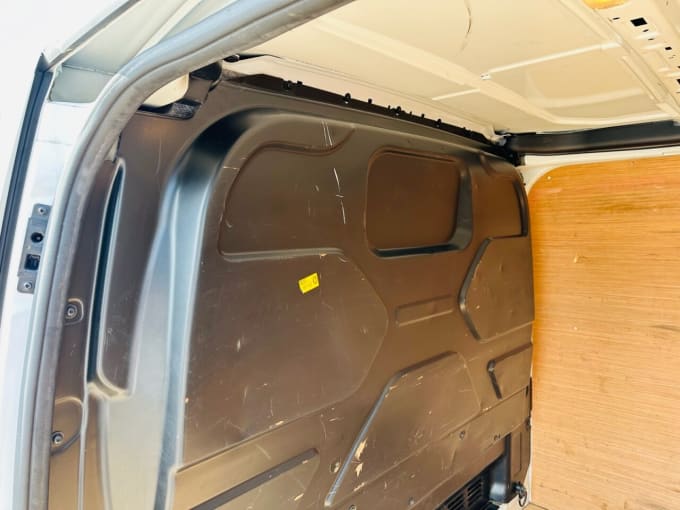 2025 Ford Transit Custom