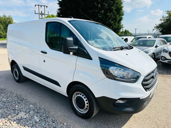 2025 Ford Transit Custom