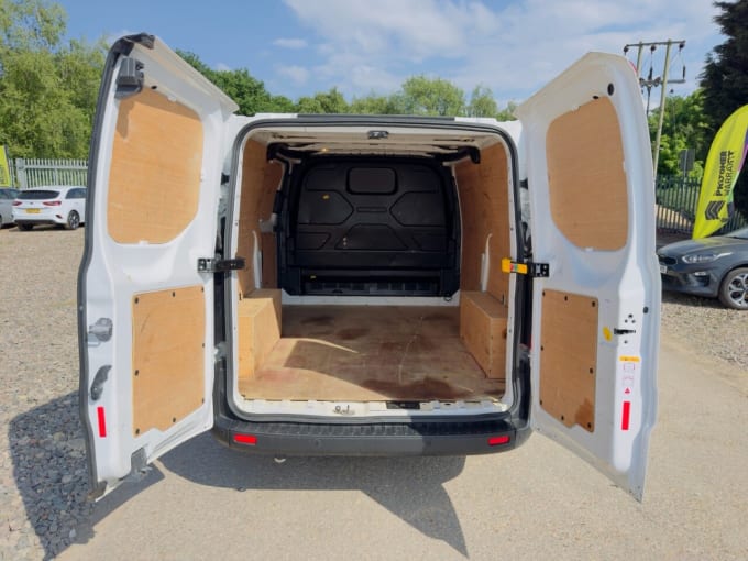 2025 Ford Transit Custom