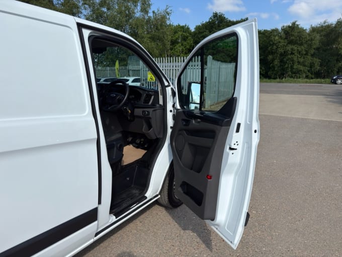 2025 Ford Transit Custom