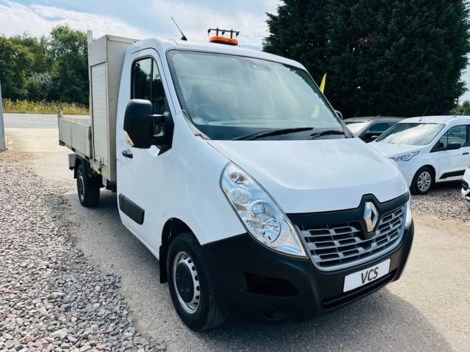2025 Renault Master