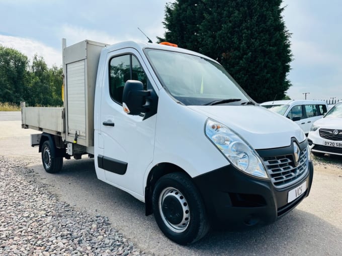 2025 Renault Master