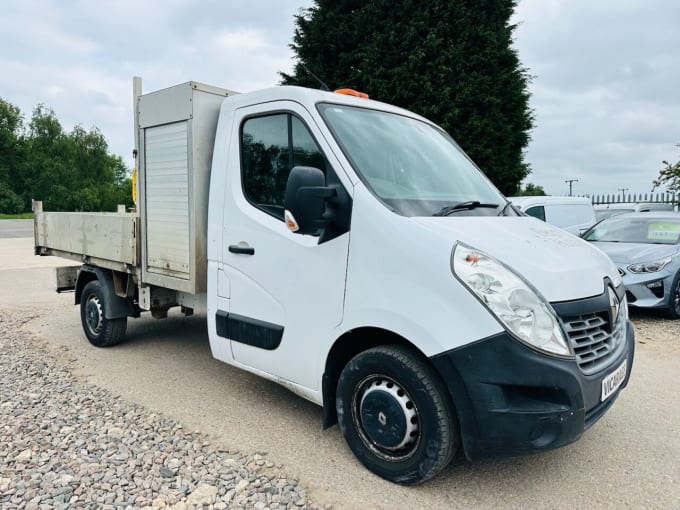 2025 Renault Master