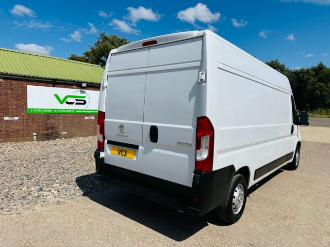 2025 Peugeot Boxer