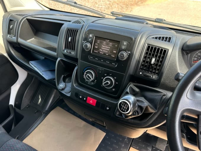 2025 Peugeot Boxer