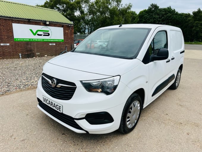2025 Vauxhall Combo