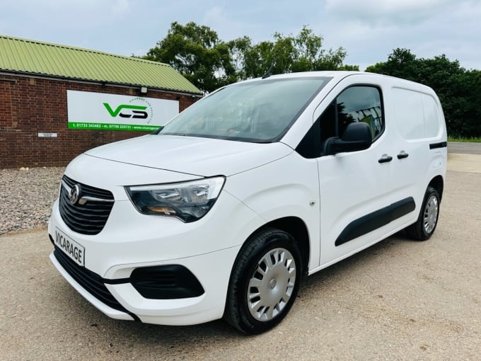 2025 Vauxhall Combo