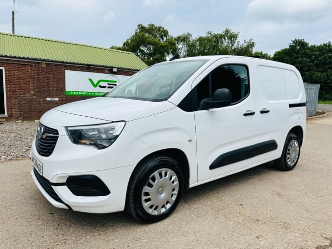 2025 Vauxhall Combo