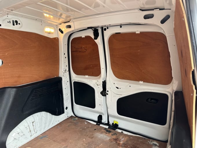 2025 Vauxhall Combo
