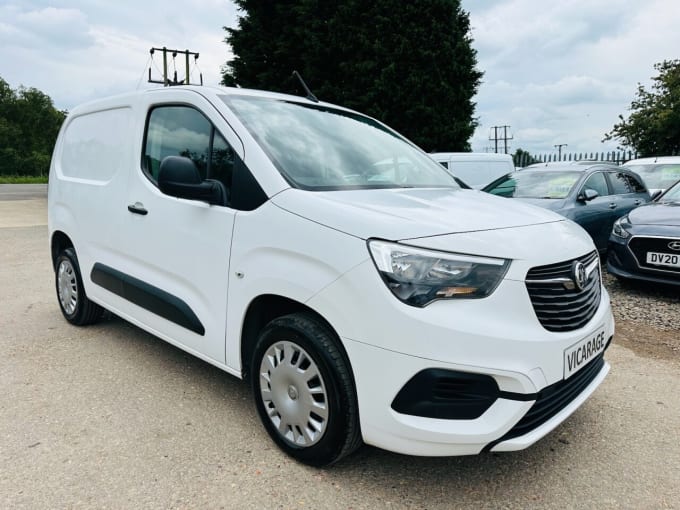 2025 Vauxhall Combo