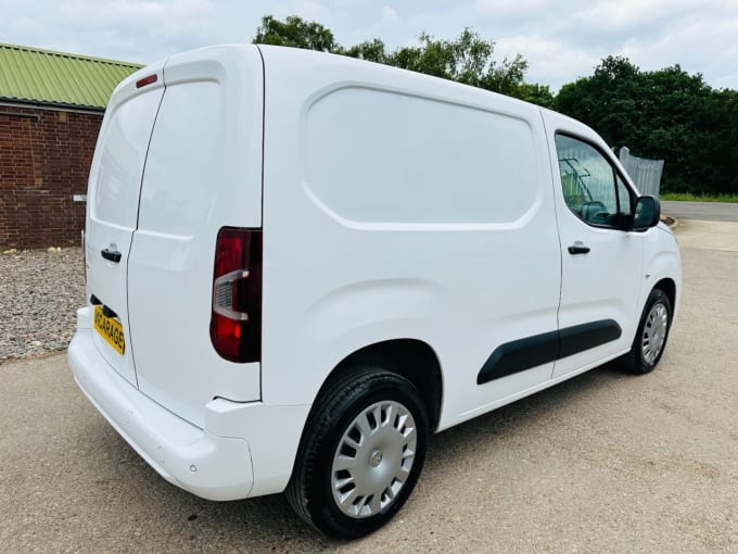 2025 Vauxhall Combo