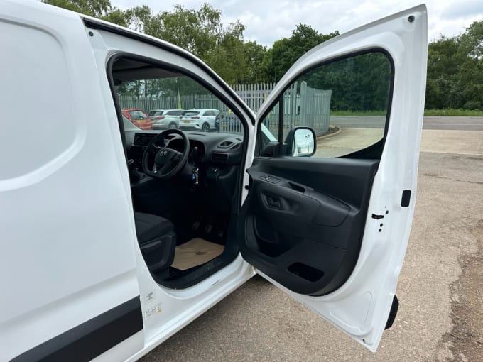 2025 Vauxhall Combo