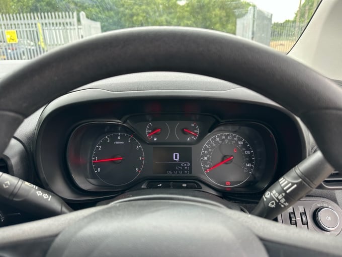 2025 Vauxhall Combo