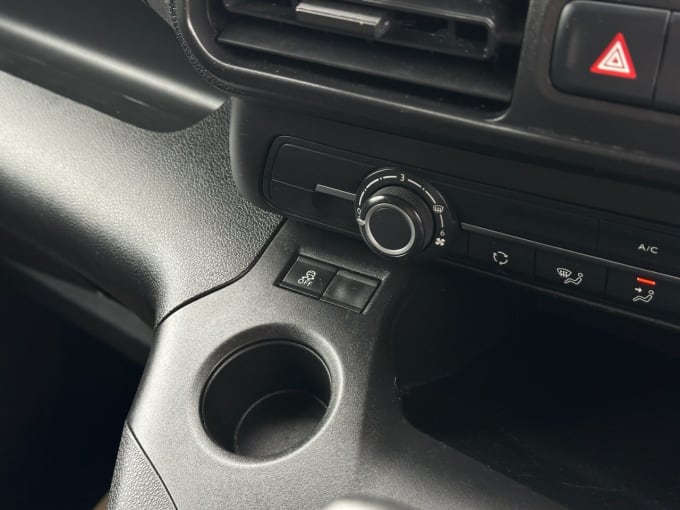 2025 Vauxhall Combo