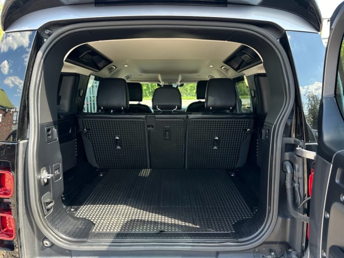 2025 Land Rover Defender