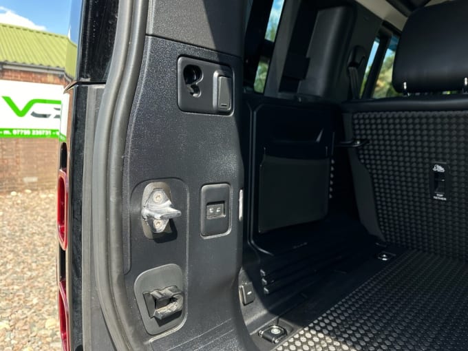 2025 Land Rover Defender