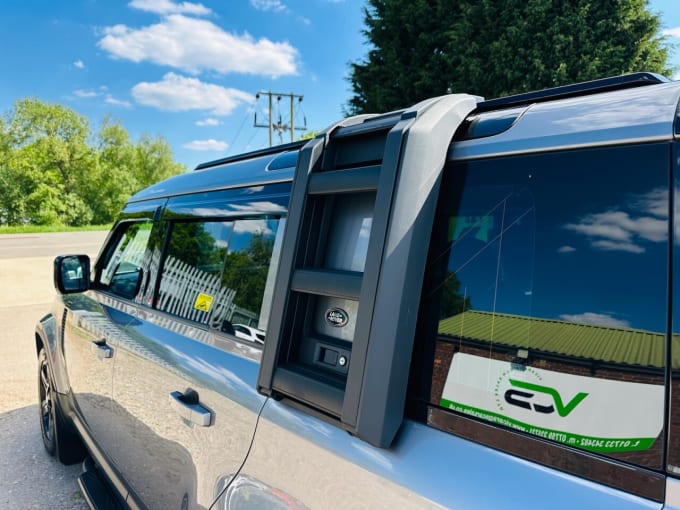2025 Land Rover Defender