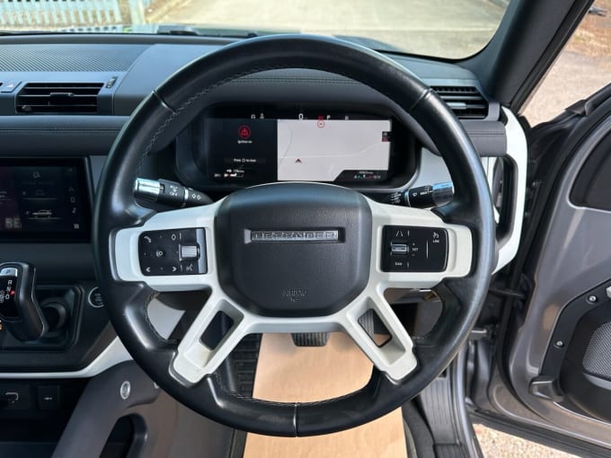 2025 Land Rover Defender