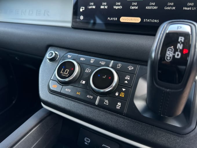2025 Land Rover Defender