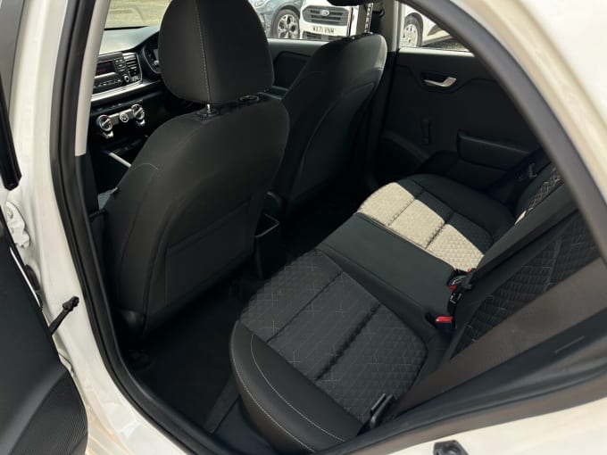 2025 Kia Rio