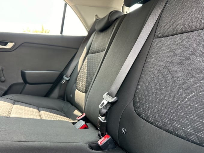 2025 Kia Rio