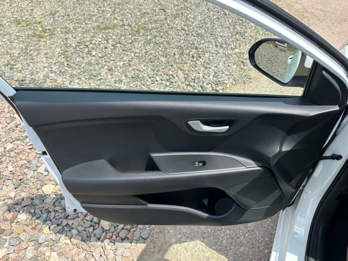 2025 Kia Rio