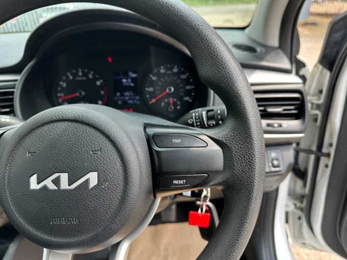 2025 Kia Rio