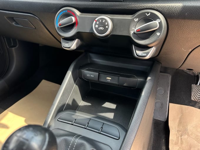 2025 Kia Rio