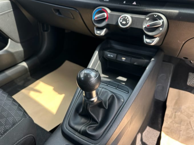 2025 Kia Rio