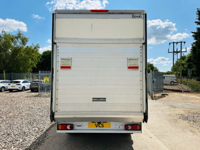 2025 Vauxhall Movano