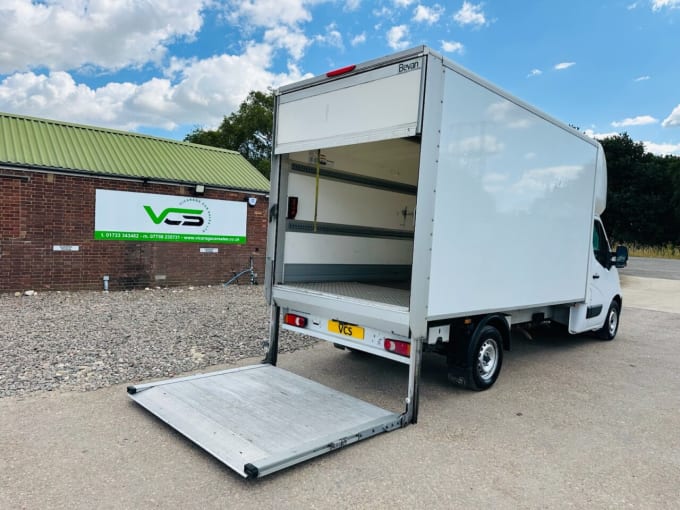 2025 Vauxhall Movano