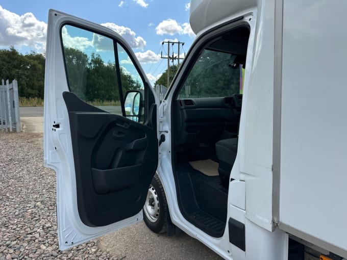 2025 Vauxhall Movano