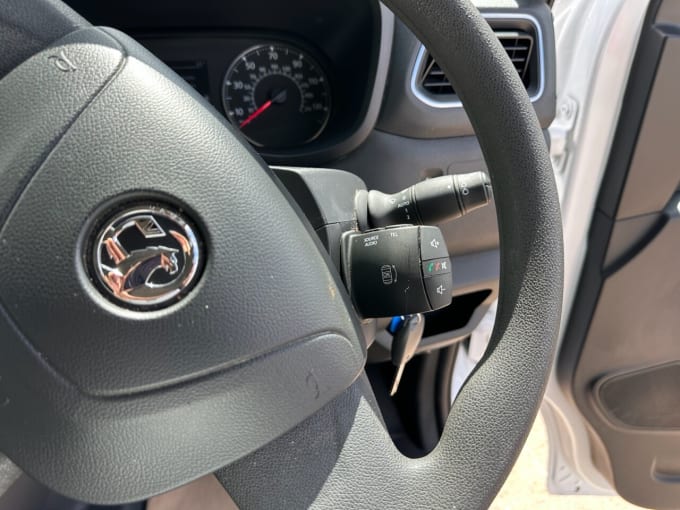 2025 Vauxhall Movano