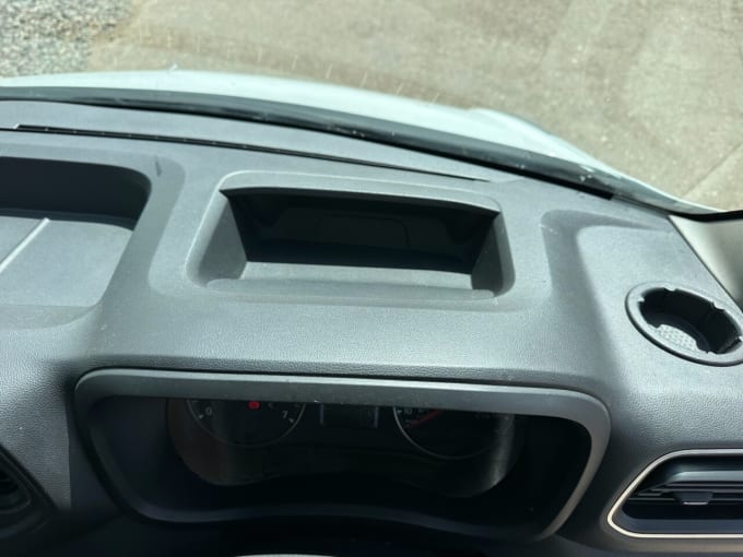 2025 Vauxhall Movano