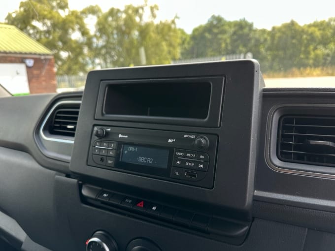 2025 Vauxhall Movano