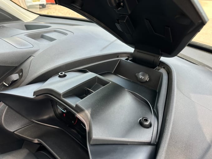 2025 Ford Transit Connect