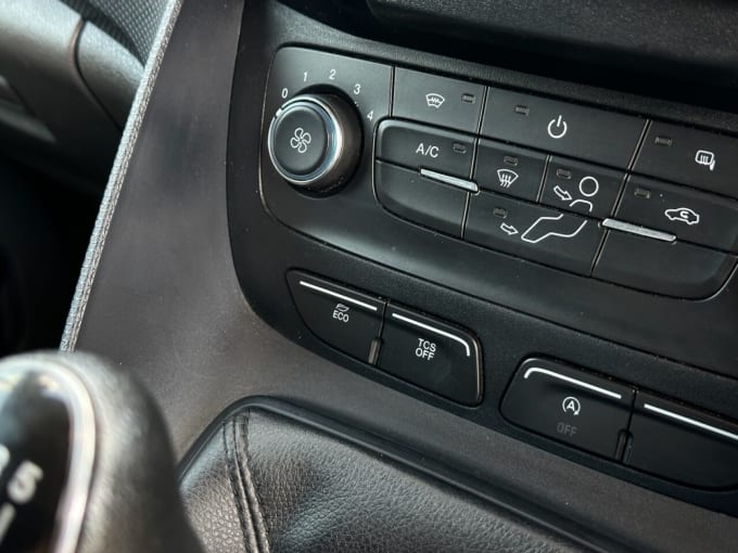 2025 Ford Transit Connect