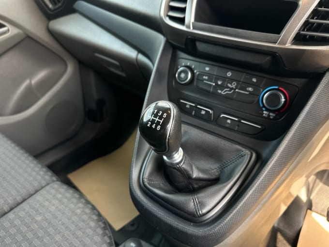 2025 Ford Transit Connect