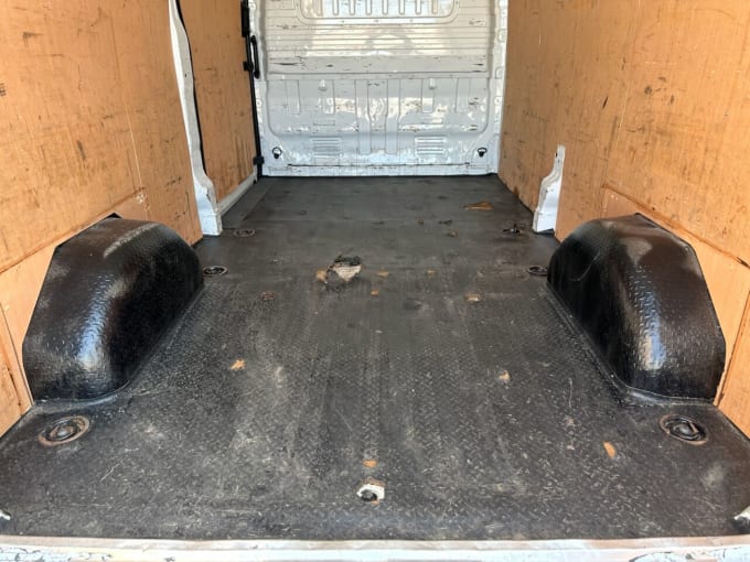 2025 Maxus Deliver 9