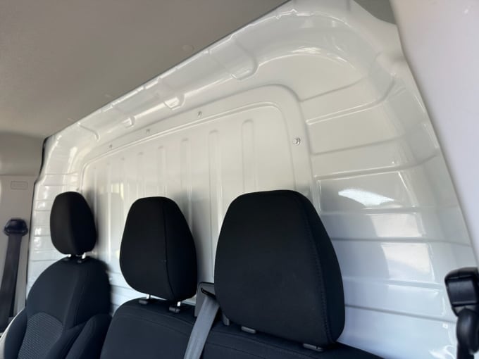 2025 Maxus Deliver 9