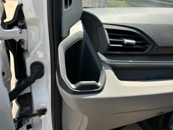 2025 Maxus Deliver 9