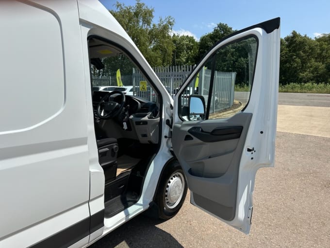 2025 Maxus Deliver 9