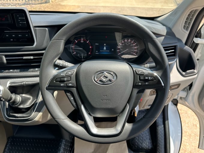 2025 Maxus Deliver 9