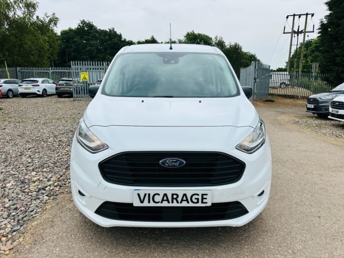 2025 Ford Grand Tourneo Connect