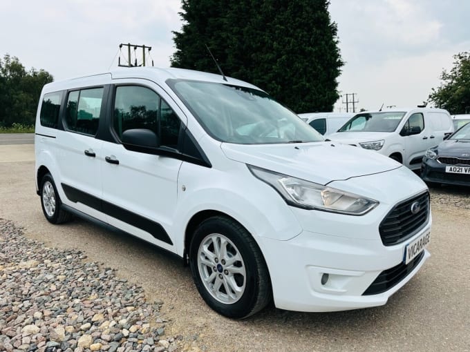 2025 Ford Grand Tourneo Connect