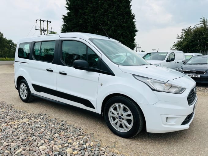 2025 Ford Grand Tourneo Connect