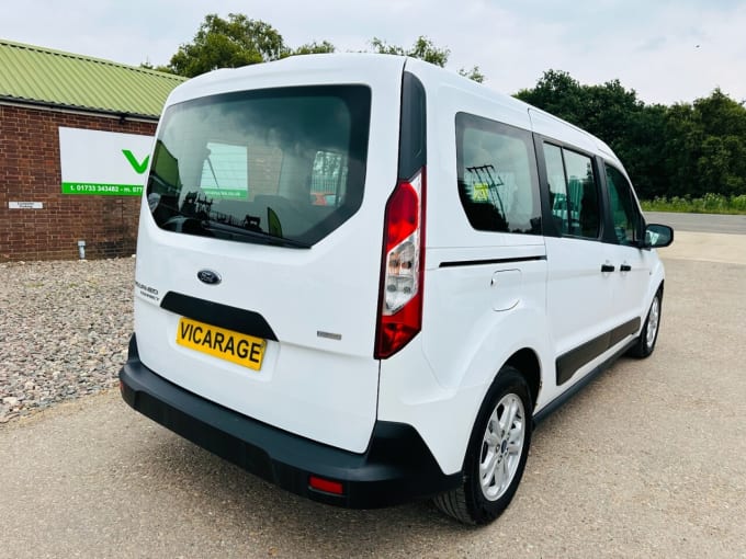 2025 Ford Grand Tourneo Connect
