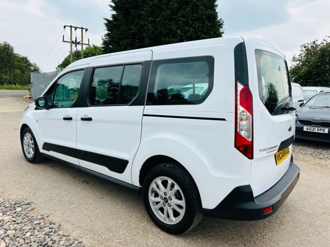 2025 Ford Grand Tourneo Connect