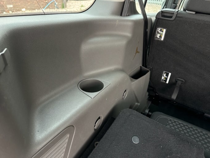 2025 Ford Grand Tourneo Connect