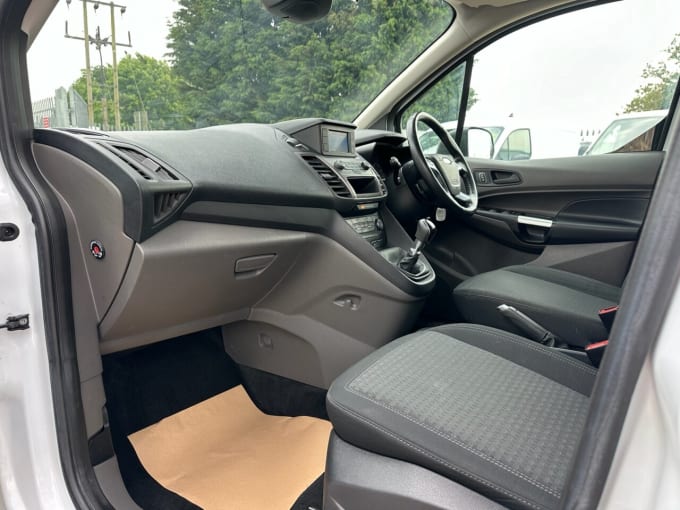 2025 Ford Grand Tourneo Connect